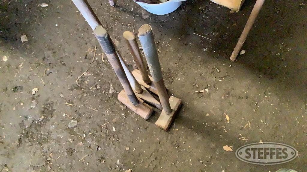 (4) Sledge Hammers